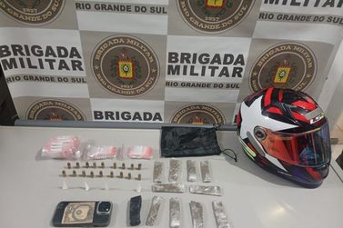 Brigada Militar realiza pris&otilde;es de cinco indiv&iacute;duos por tr&aacute;fico de drogas em Parob&eacute;