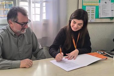 Cresol e Efaserra firmam parceria e garantem 11 bolsas de estudo para jovens do campo