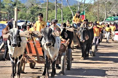 Munic&iacute;pio de Parob&eacute; convida comunidade para prestigiar o 19&ordm; Desfile do Boi Carreiro