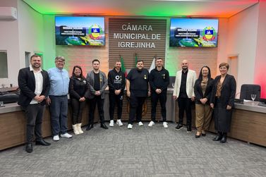 C&acirc;mara de Igrejinha entrega reconhecimento a contribui&ccedil;&atilde;o de quatro jovens no munic&iacute;pio