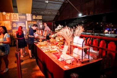 Sabores germ&acirc;nicos ganham novas combina&ccedil;&otilde;es no Camarote da 37&ordf; Oktoberfest de Igrejinha