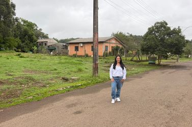 Vereadora de Igrejinha comemora an&uacute;ncio do terreno onde ser&aacute; constru&iacute;da Creche do Idoso