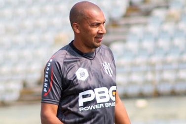 Ipatinga anuncia Renato Peixe como novo treinador 
