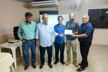 Assinatura de pacto pelo agro no Sindicato dos Produtores Rurais de Caratinga