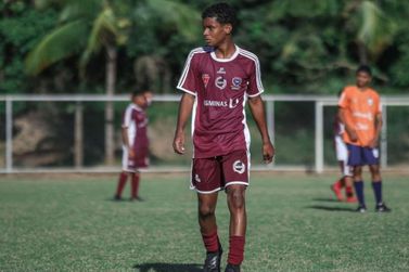 Projeto social Base Forte oferece aulas de futebol em Ipatinga