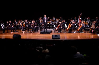 Orquestra do Vale do A&ccedil;o apresenta cl&aacute;ssicos sertanejos em vers&atilde;o orquestral