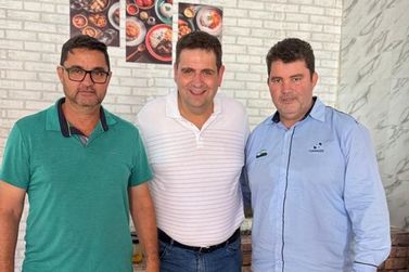 Reuni&atilde;o em Jaguara&ccedil;u discute fortalecimento pol&iacute;tico do Vale do A&ccedil;o