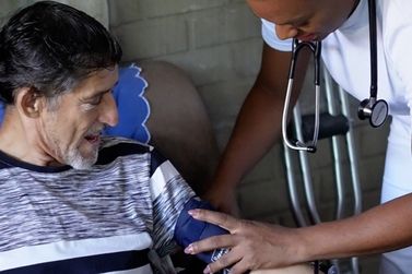 Prefeitura leva atendimento domiciliar para desospitaliza&ccedil;&atilde;o segura em Fabriciano