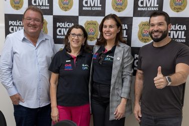Celinho Sintrocel &eacute; homenageado na inaugura&ccedil;&atilde;o da nova sede da Pol&iacute;cia Civil em Fabriciano