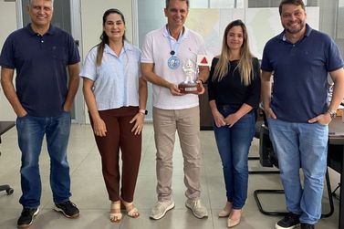 Coronel Fabriciano recebe pr&ecirc;mio estadual por excel&ecirc;ncia em vacina&ccedil;&atilde;o 
