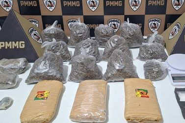Pol&iacute;cia Militar apreende grande quantidade de drogas em im&oacute;veis abandonados em Tim&oacute;teo