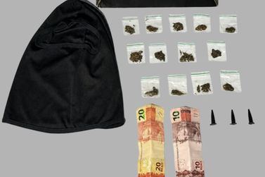Adolescente &eacute; apreendido por tr&aacute;fico de drogas no bairro Esperan&ccedil;a, em Ipatinga