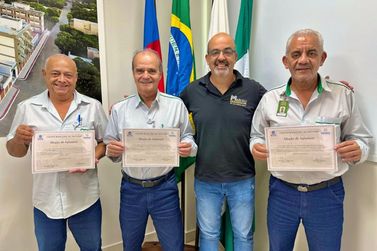 C&acirc;mara de Ipatinga homenageia associa&ccedil;&atilde;o de aposentados com Mo&ccedil;&atilde;o de Aplausos