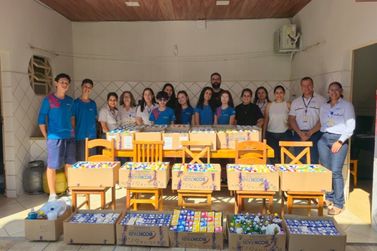 Campanha de escola arrecada quase duas toneladas de donativos em Ipatinga