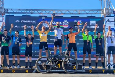 Ciclistas de Tim&oacute;teo conquistam p&oacute;dios em prova internacional de Mountain Bike