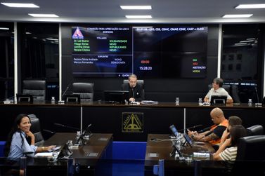 Comiss&otilde;es da C&acirc;mara de Tim&oacute;teo aprovam projetos sobre laudo de fibromialgia e TDAH
