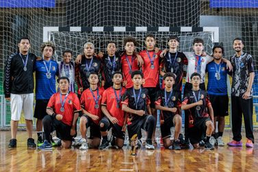 Tim&oacute;teo classifica equipe infantil masculina para a fase final do Mineiro de Handebol