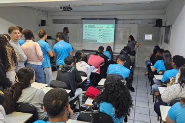 Unimed Vale do A&ccedil;o promove palestra sobre sustentabilidade para jovens em Ipatinga
