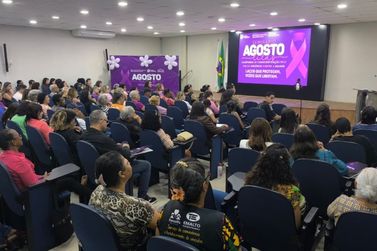 Coronel Fabriciano lan&ccedil;a programa&ccedil;&atilde;o do Agosto Lil&aacute;s e mobiliza rede de prote&ccedil;&atilde;o