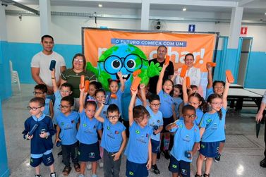 Ipatinga distribui&ccedil;&atilde;o de &oacute;culos beneficia mais de 500 alunos da rede p&uacute;blica