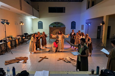 Santana do Para&iacute;so recebe festival gratuito de teatro sacro no m&ecirc;s de agosto