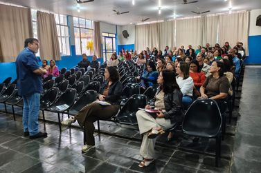 Tim&oacute;teo debate cria&ccedil;&atilde;o de diretrizes pr&oacute;prias para a BNCC Digital