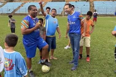 Vereador Daniel do Bem participa do Futebol dos Pais At&iacute;picos, no campo do Ideal
