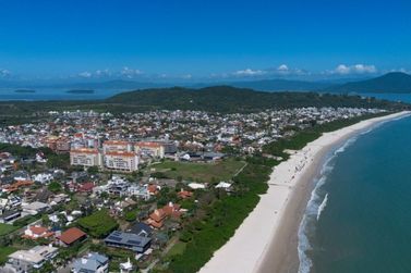Jurer&ecirc; lidera valoriza&ccedil;&atilde;o imobili&aacute;ria de Florian&oacute;polis em 2025