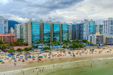 Feriado de Tiradentes deve impulsionar turismo no Litoral Norte de SC