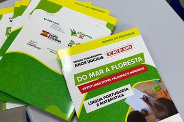 Professores da rede municipal participam de forma&ccedil;&atilde;o do Programa Alfabetiza SC