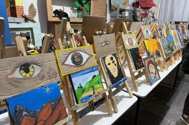 Arte, acolhimento e inclus&atilde;o na 1&ordf;Mostra de Arte, Express&atilde;o e Loucura do CAPS I de Itapema