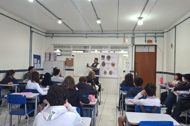 Projeto mobiliza mais de 800 alunos em Itapema no combate ao Aedes aegypti