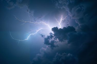 Frente fria provoca temporais em Santa Catarina