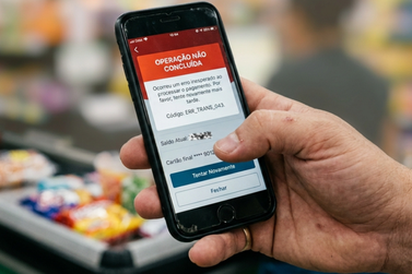Homem diz que app banc&aacute;rio n&atilde;o funciona, consome R$ 28 e acaba na Delegacia em Itapema