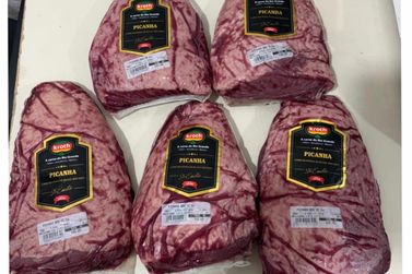 Pol&iacute;cia Militar prende homem ap&oacute;s furto de carnes em supermercado de Itapema