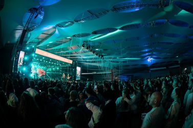 Festival do Mar 2026 re&uacute;ne Seu Jorge, Mari Fernandez e atra&ccedil;&otilde;es gratuitas em Bombinhas