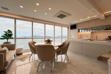 Apartamento &agrave; venda - 352m&sup2; - Centro