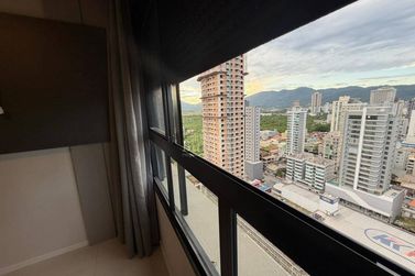 Apartamento &agrave; venda - Meia Praia