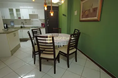 Apartamento &agrave; venda - 137m&sup2; - meia praia