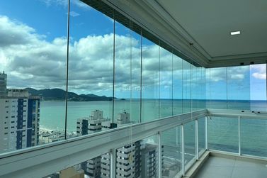 Apartamento &agrave; venda - 202m&sup2; - Meia Praia