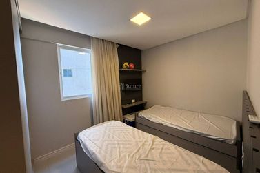 Apartamento &agrave; venda - Meia Praia