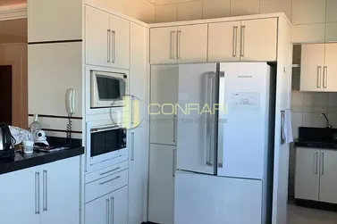 Apartamento &agrave; venda - 206m&sup2; - Meia Praia