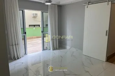 Apartamento &agrave; venda - 235m&sup2; - Meia Praia