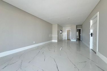 Apartamento &agrave; venda - 135m&sup2; - Centro