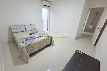 Apartamento &agrave; venda - 164m&sup2; - Meia Praia