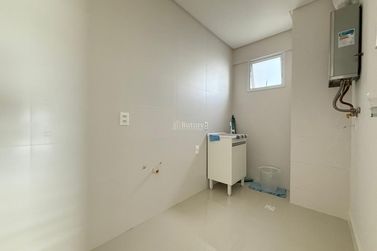 Apartamento &agrave; venda - 213m&sup2; - Meia Praia