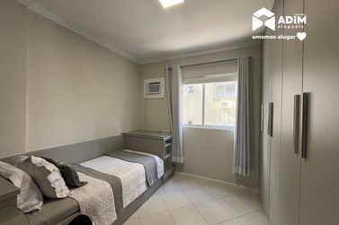 Apartamento para alugar - 126m&sup2; - Centro