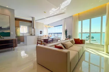 Apartamento &agrave; venda - 140m&sup2; - Meia Praia