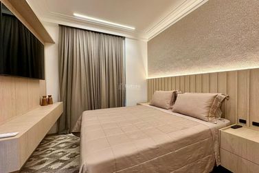 Apartamento &agrave; venda - 210m&sup2; - Centro