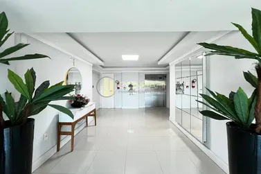 Apartamento &agrave; venda - 81m&sup2; - Pereque